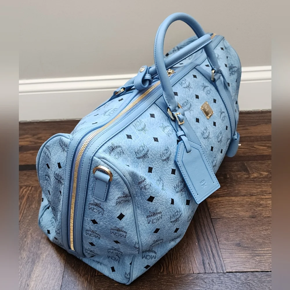 Brand New MCM Visetos Weekender Denim Coated Canvas Bag MUV7AVY02 Large